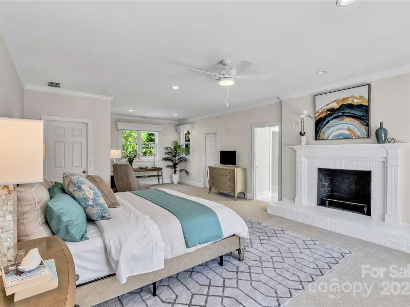 4141 Shattalon Drive, Winston Salem, NC 27106.  MLS# CAR4288994, YatesRealty ID 116. 