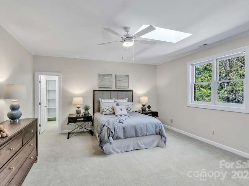 4141 Shattalon Drive, Winston Salem, NC 27106.  MLS# CAR4288994, YatesRealty ID 116. 