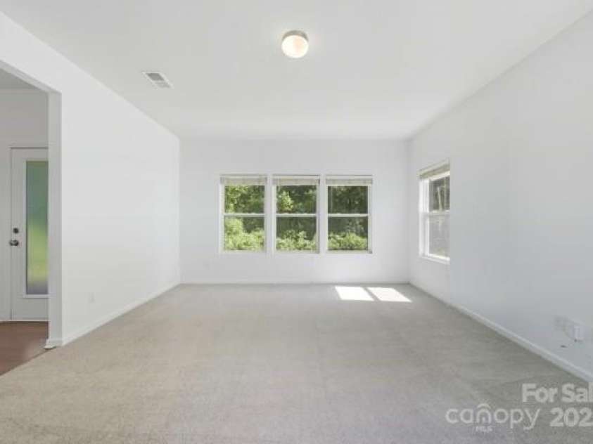 2060 Lake Vista Drive, Mount Holly, NC 28120.  MLS# CAR4300124, YatesRealty ID 1160. 