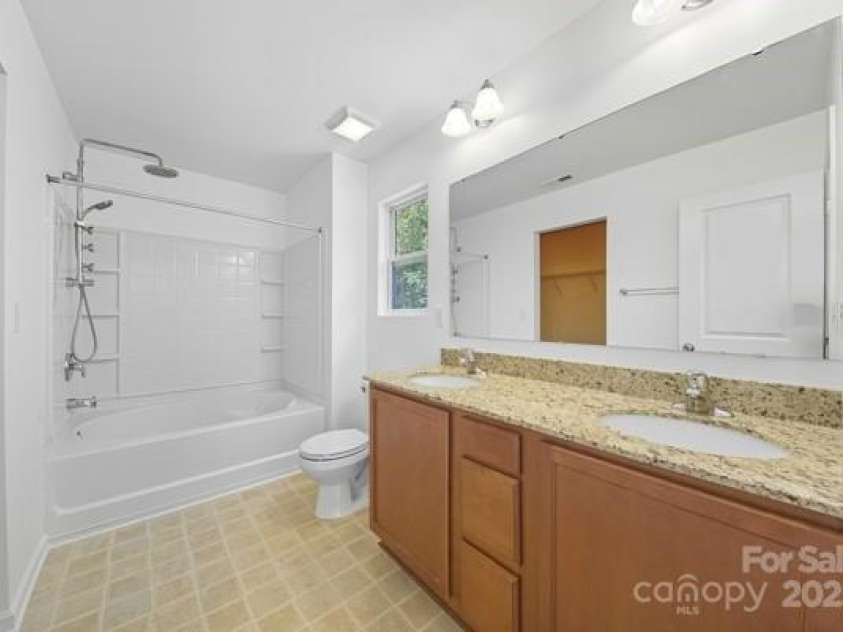 2060 Lake Vista Drive, Mount Holly, NC 28120.  MLS# CAR4300124, YatesRealty ID 1160. 