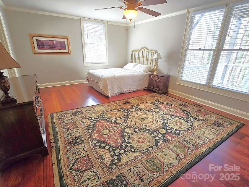 720 9th Avenue, Hickory, NC 28601.  MLS# CAR4224542, YatesRealty ID 1160. 