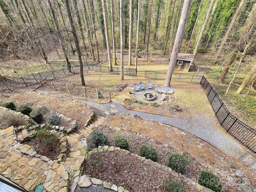 720 9th Avenue, Hickory, NC 28601.  MLS# CAR4224542, YatesRealty ID 1160. 