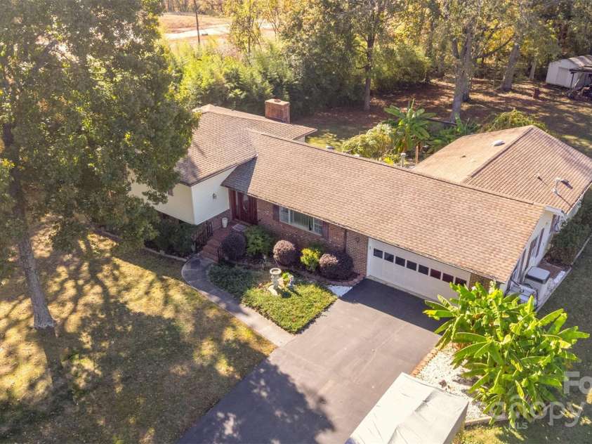 9825 Hagers Road, Huntersville, NC 28078.  MLS# CAR4290223, YatesRealty ID 1160. 