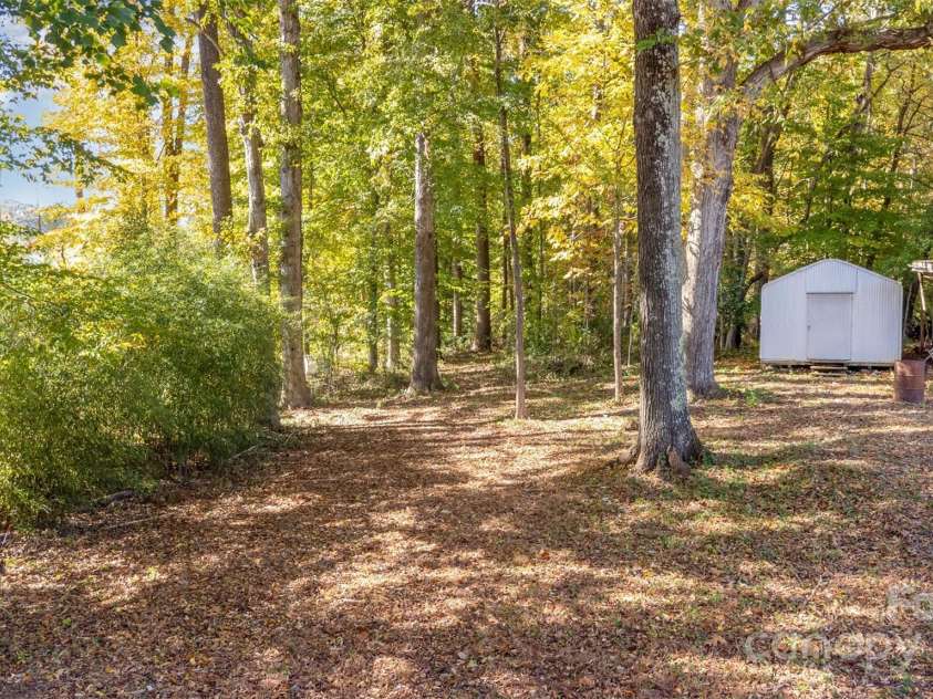 9825 Hagers Road, Huntersville, NC 28078.  MLS# CAR4290223, YatesRealty ID 1160. 