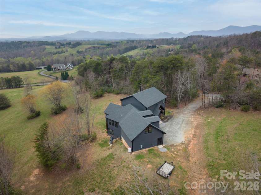 345 Preservation Trail, Columbus, NC 28722.  MLS# CAR4357487, YatesRealty ID 11600. 