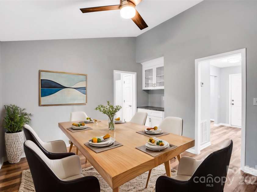6628 Cool Water Court, Charlotte, NC 28215.  MLS# CAR4237203, YatesRealty ID 11600. 