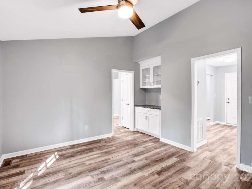 6628 Cool Water Court, Charlotte, NC 28215.  MLS# CAR4237203, YatesRealty ID 11600. 