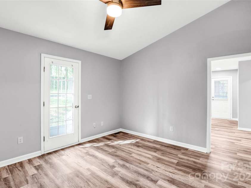 6628 Cool Water Court, Charlotte, NC 28215.  MLS# CAR4237203, YatesRealty ID 11600. 