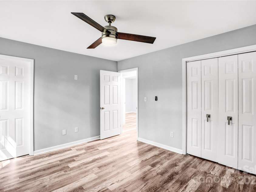 6628 Cool Water Court, Charlotte, NC 28215.  MLS# CAR4237203, YatesRealty ID 11600. 