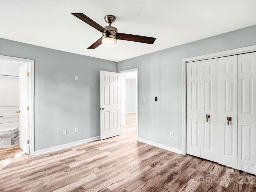 6628 Cool Water Court, Charlotte, NC 28215.  MLS# CAR4237203, YatesRealty ID 11600. 