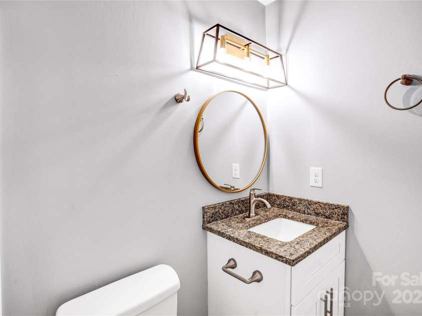 6628 Cool Water Court, Charlotte, NC 28215.  MLS# CAR4237203, YatesRealty ID 11600. 