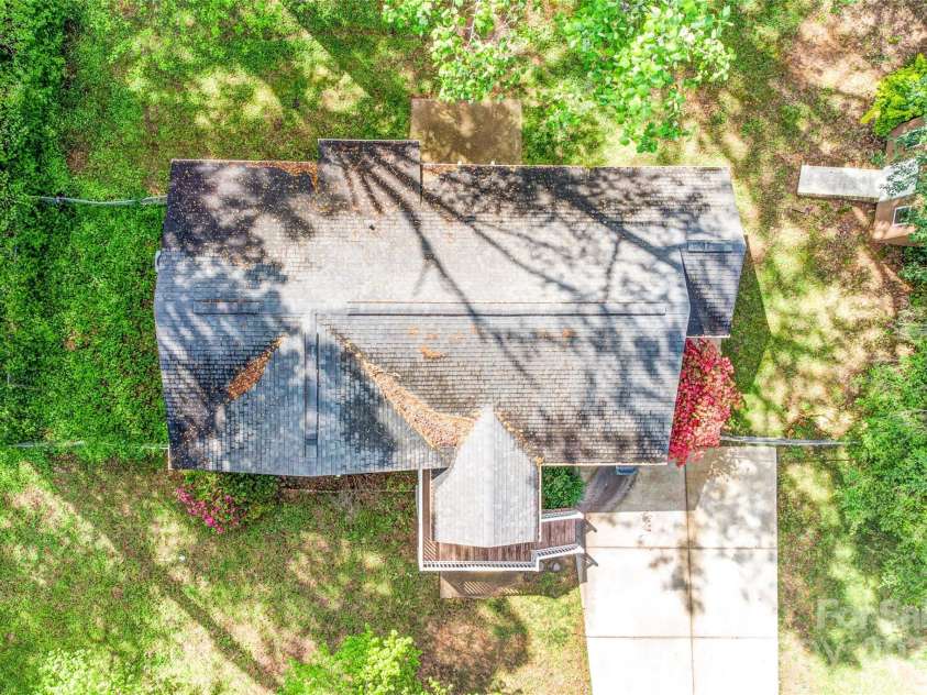 6628 Cool Water Court, Charlotte, NC 28215.  MLS# CAR4237203, YatesRealty ID 11600. 