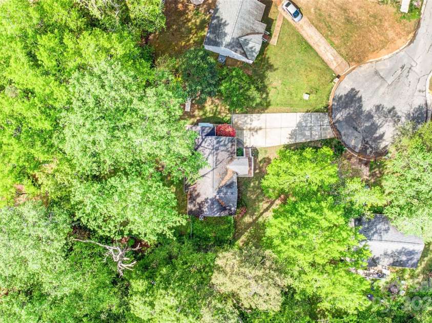 6628 Cool Water Court, Charlotte, NC 28215.  MLS# CAR4237203, YatesRealty ID 11600. 
