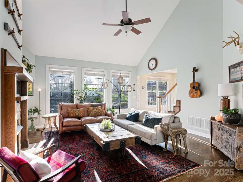 9 Meadow Glen Drive, Weaverville, NC 28787.  MLS# CAR4244294, YatesRealty ID 11601. 