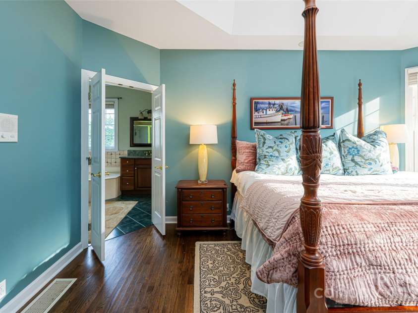9 Meadow Glen Drive, Weaverville, NC 28787.  MLS# CAR4244294, YatesRealty ID 11601. 