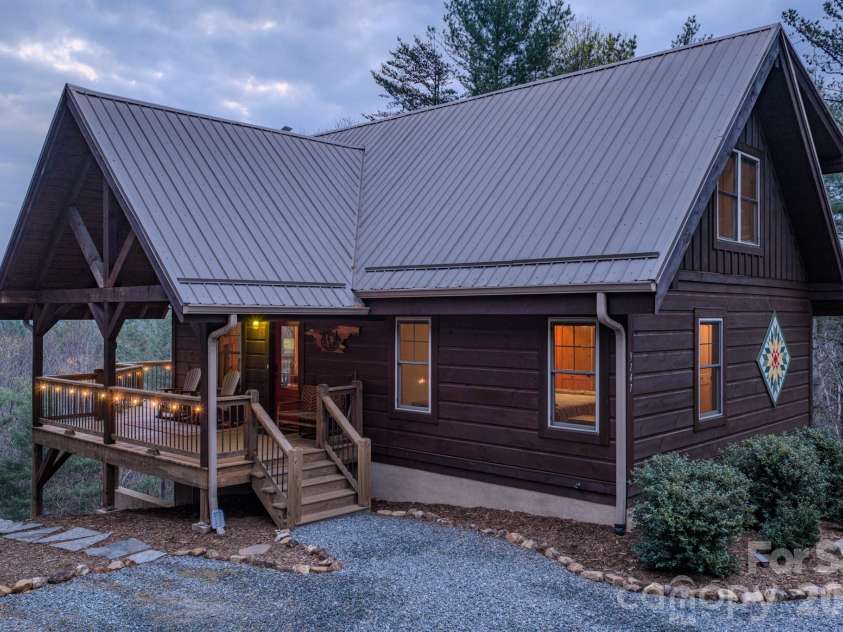 9147 Shortoff View Terrace, Nebo, NC 28761.  MLS# CAR4358126, YatesRealty ID 11601. 