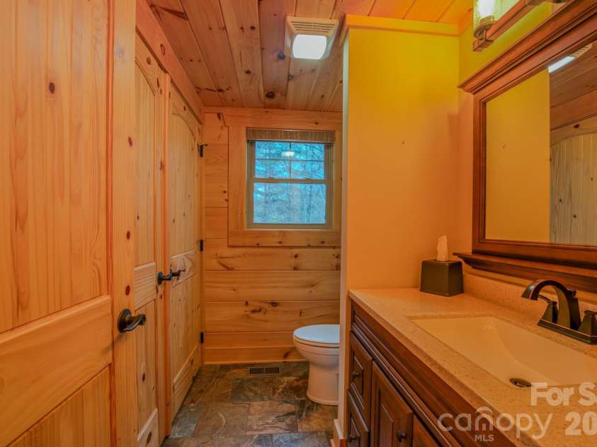 9147 Shortoff View Terrace, Nebo, NC 28761.  MLS# CAR4358126, YatesRealty ID 11601. 