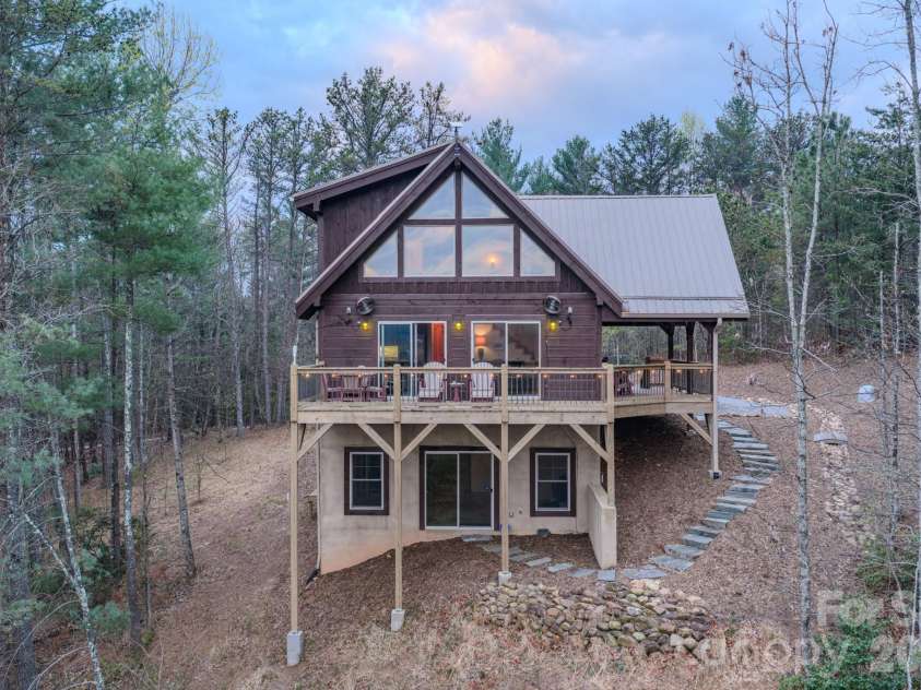 9147 Shortoff View Terrace, Nebo, NC 28761.  MLS# CAR4358126, YatesRealty ID 11601. 