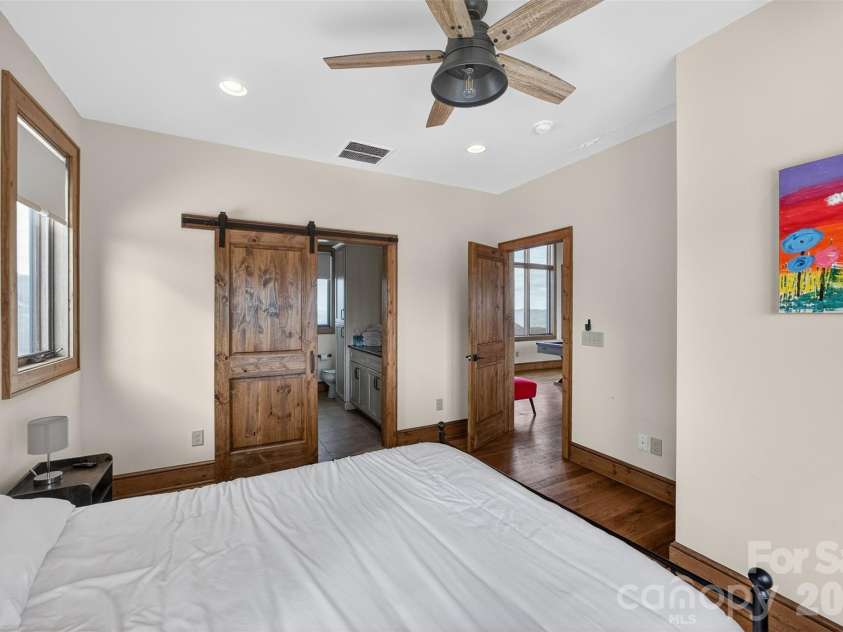 352 Great Sky Drive, Banner Elk, NC 28604.  MLS# CAR4357717, YatesRealty ID 11602. 