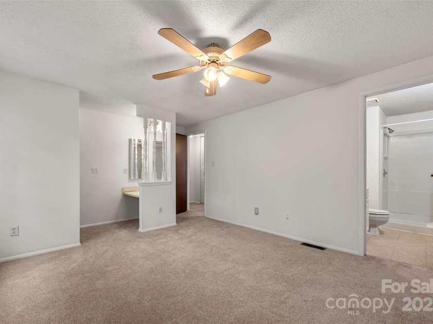 7309 Pebblestone Drive, Charlotte, NC 28212.  MLS# CAR4249621, YatesRealty ID 11602. 