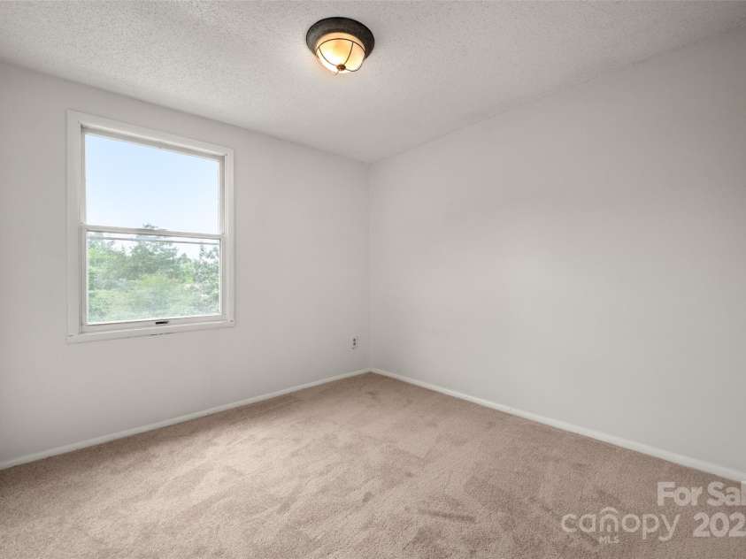 7309 Pebblestone Drive, Charlotte, NC 28212.  MLS# CAR4249621, YatesRealty ID 11602. 