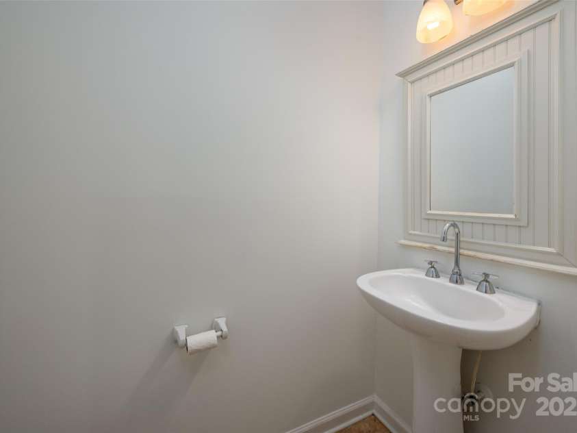 7309 Pebblestone Drive, Charlotte, NC 28212.  MLS# CAR4249621, YatesRealty ID 11602. 