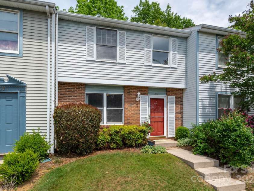 7309 Pebblestone Drive, Charlotte, NC 28212.  MLS# CAR4249621, YatesRealty ID 11602. 