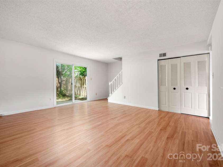 7309 Pebblestone Drive, Charlotte, NC 28212.  MLS# CAR4249621, YatesRealty ID 11602. 