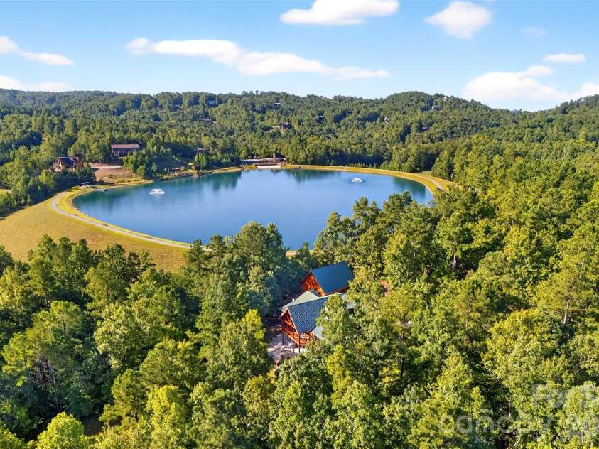 61 Majestic Path, Nebo, NC 28761.  MLS# CAR4357371, YatesRealty ID 11603. 