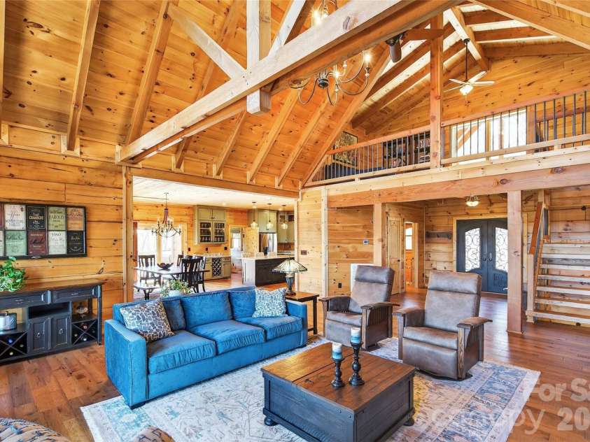 61 Majestic Path, Nebo, NC 28761.  MLS# CAR4357371, YatesRealty ID 11603. 