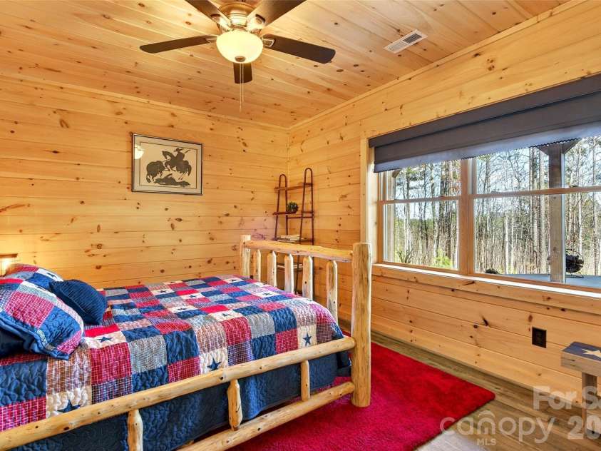 61 Majestic Path, Nebo, NC 28761.  MLS# CAR4357371, YatesRealty ID 11603. 