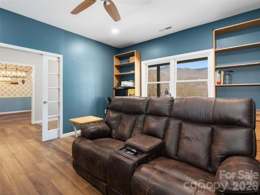 33 Freedom Drive, Waynesville, NC 28786.  MLS# CAR4359013, YatesRealty ID 11604. 