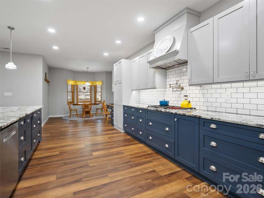 33 Freedom Drive, Waynesville, NC 28786.  MLS# CAR4359013, YatesRealty ID 11604. 