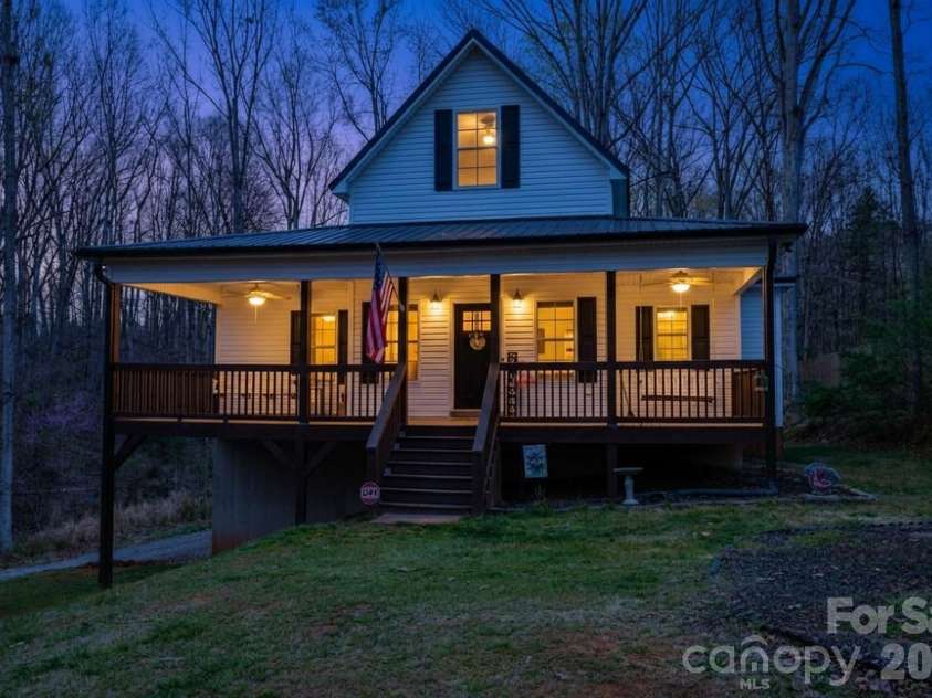 442 Cotton Court, York, SC 29745.  MLS# CAR4359093, YatesRealty ID 11605. 