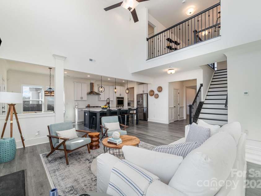 7019 Lenton Road, Charlotte, NC 28215.  MLS# CAR4220117, YatesRealty ID 11605. 
