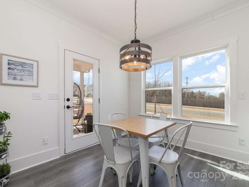 7019 Lenton Road, Charlotte, NC 28215.  MLS# CAR4220117, YatesRealty ID 11605. 
