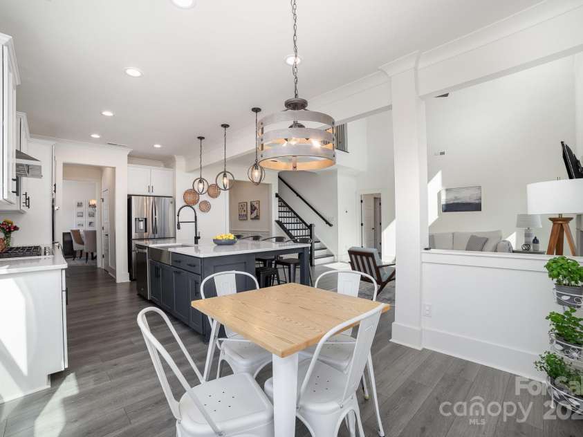 7019 Lenton Road, Charlotte, NC 28215.  MLS# CAR4220117, YatesRealty ID 11605. 