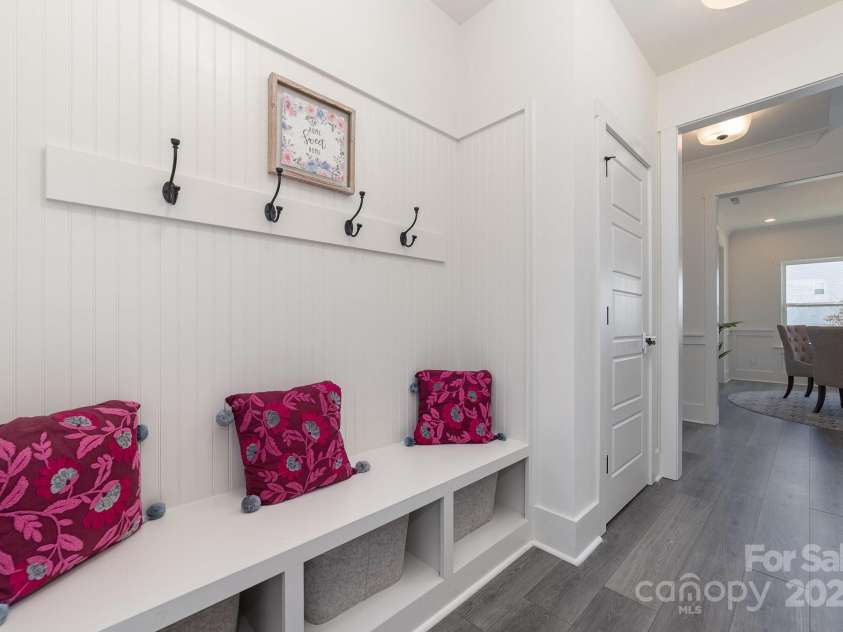 7019 Lenton Road, Charlotte, NC 28215.  MLS# CAR4220117, YatesRealty ID 11605. 