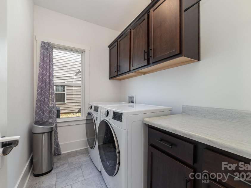 7019 Lenton Road, Charlotte, NC 28215.  MLS# CAR4220117, YatesRealty ID 11605. 