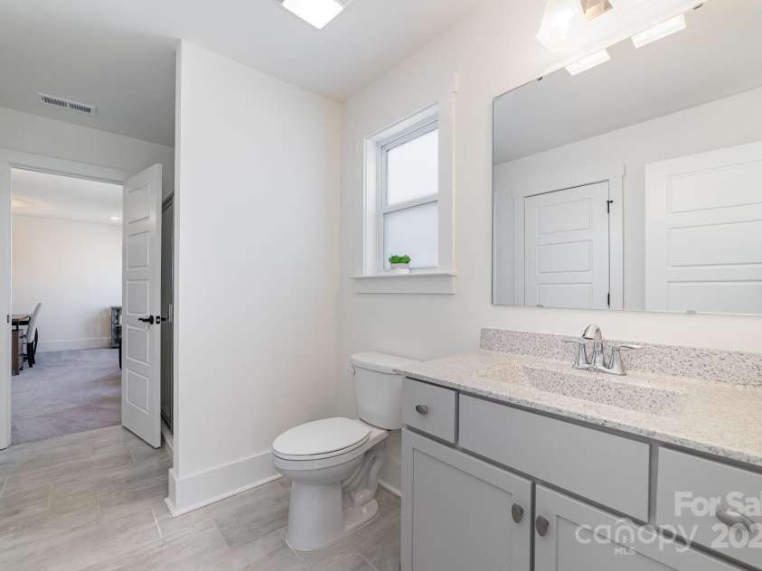 7019 Lenton Road, Charlotte, NC 28215.  MLS# CAR4220117, YatesRealty ID 11605. 
