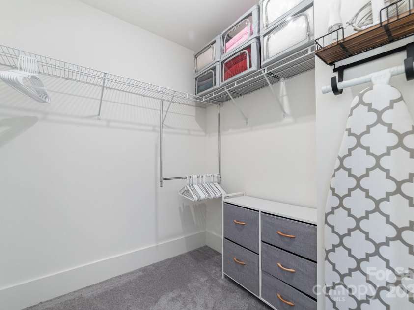 7019 Lenton Road, Charlotte, NC 28215.  MLS# CAR4220117, YatesRealty ID 11605. 