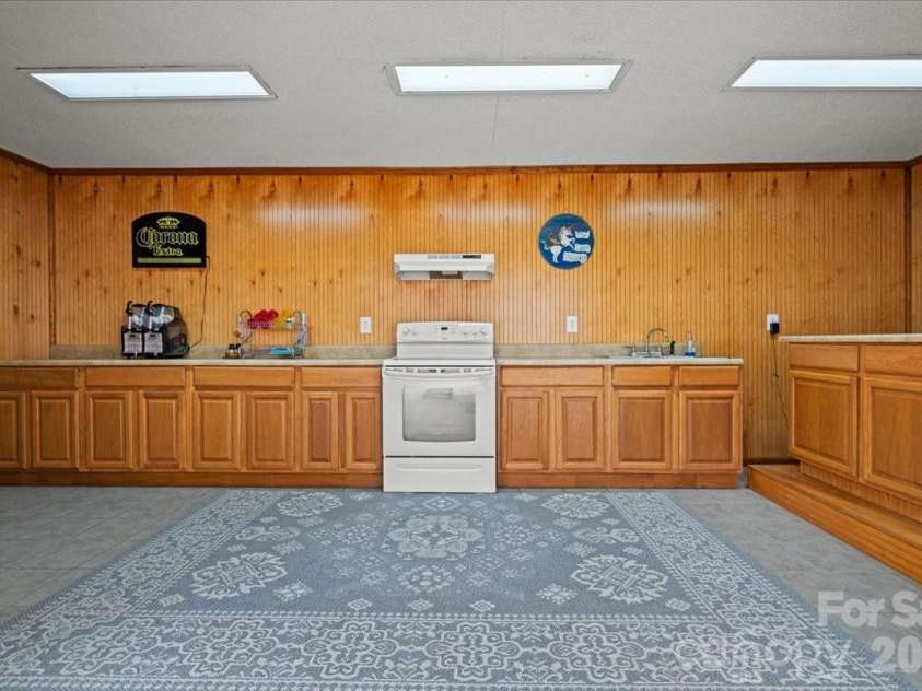 299 Fairway Lane, Pageland, SC 29728.  MLS# CAR4359076, YatesRealty ID 11606. 