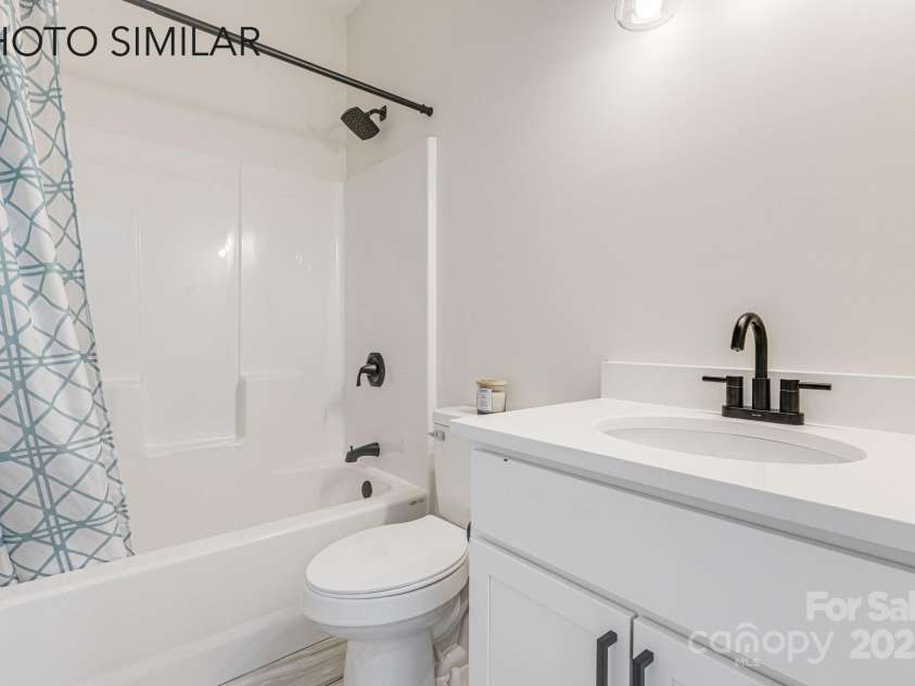 31 White Avenue, Asheville, NC 28803.  MLS# CAR4253331, YatesRealty ID 11606. 