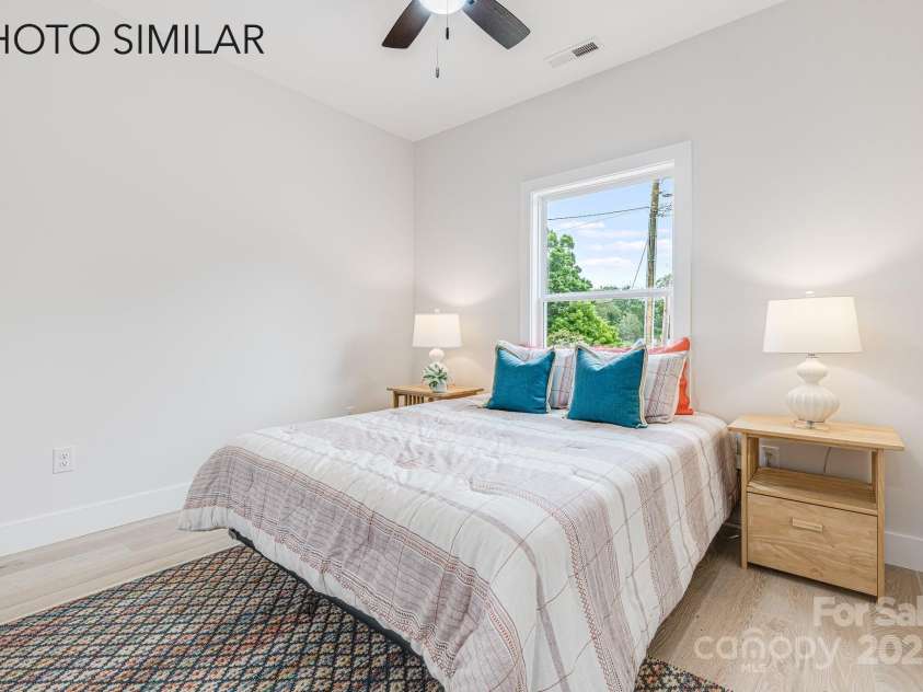 31 White Avenue, Asheville, NC 28803.  MLS# CAR4253331, YatesRealty ID 11606. 