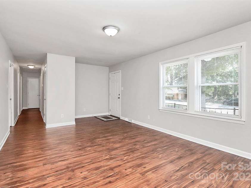 6517 Paleface Place, Charlotte, NC 28214.  MLS# CAR4255307, YatesRealty ID 11607. 