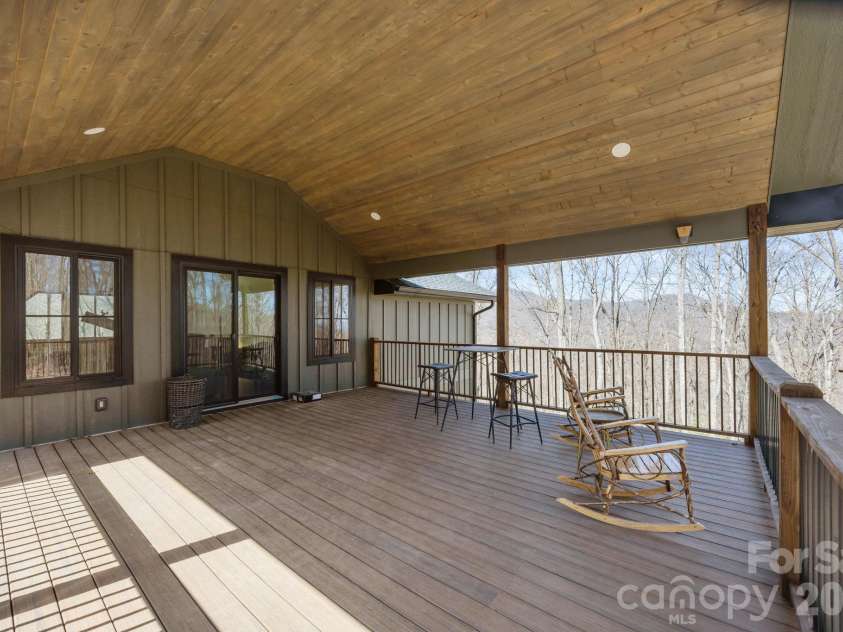 215 Ridgeway Road, Candler, NC 28715.  MLS# CAR4359649, YatesRealty ID 11608. 