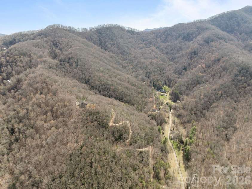 215 Ridgeway Road, Candler, NC 28715.  MLS# CAR4359649, YatesRealty ID 11608. 