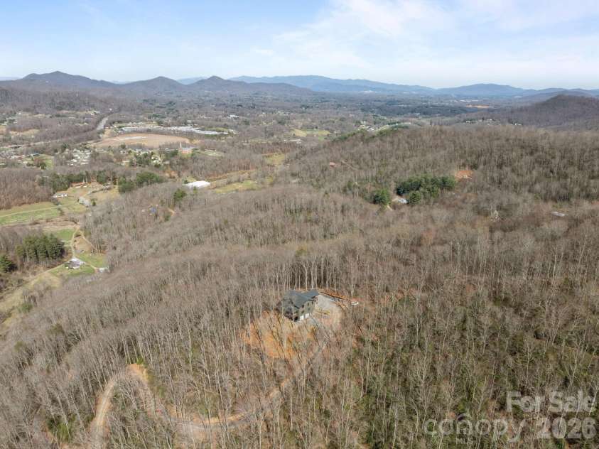 215 Ridgeway Road, Candler, NC 28715.  MLS# CAR4359649, YatesRealty ID 11608. 