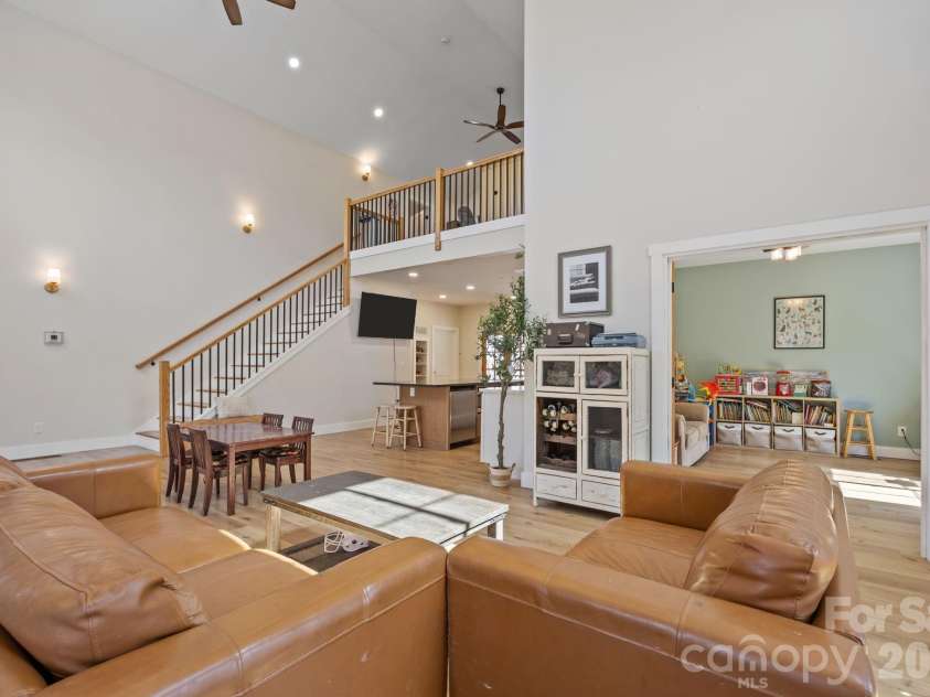 215 Ridgeway Road, Candler, NC 28715.  MLS# CAR4359649, YatesRealty ID 11608. 