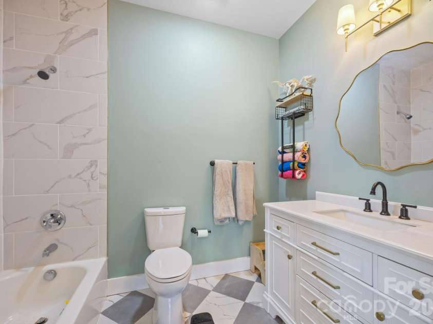 215 Ridgeway Road, Candler, NC 28715.  MLS# CAR4359649, YatesRealty ID 11608. 